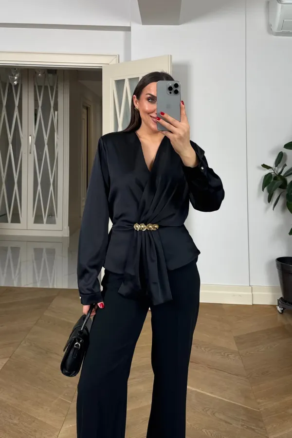 Kruvaze Yaka Uzun Kollu Bluz