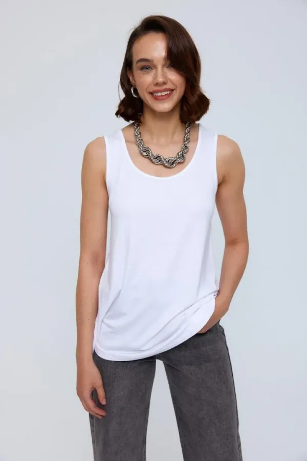 Basic U Yaka Kadın Atlet