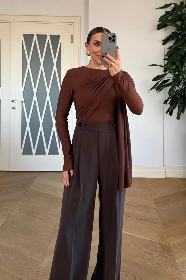 Şal Detaylı Uzun Kollu Bluz