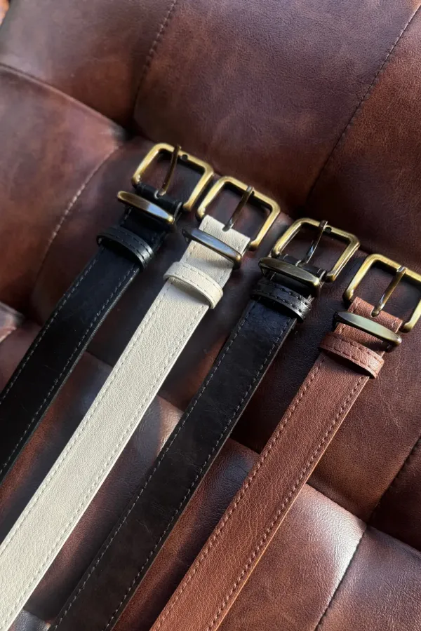 Suni Deri Eskitme Kare Tokalı Kadın Kemer