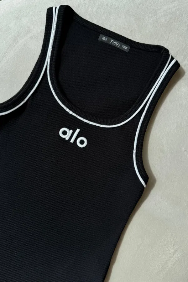 Débardeur brodé à col en U pour femme