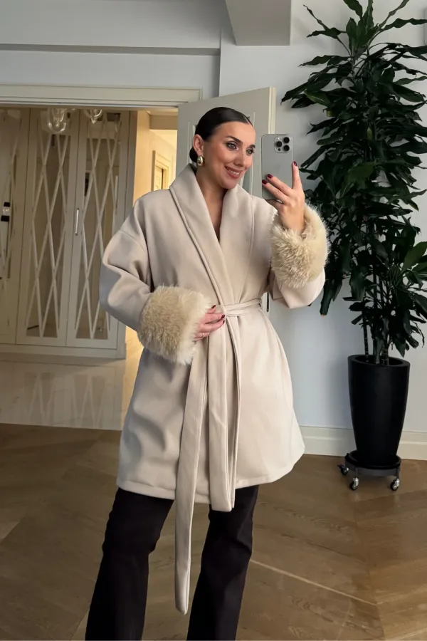 Şal Yaka Kuşaklı Kaşe Kadın Ceket