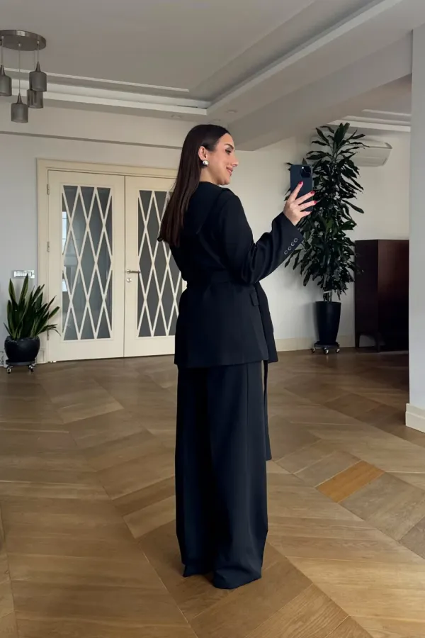Women's Blazer Jacket and Pants Suit with Cape Detail Women's Blazer Jacket and Pants Suit with Cape Detail