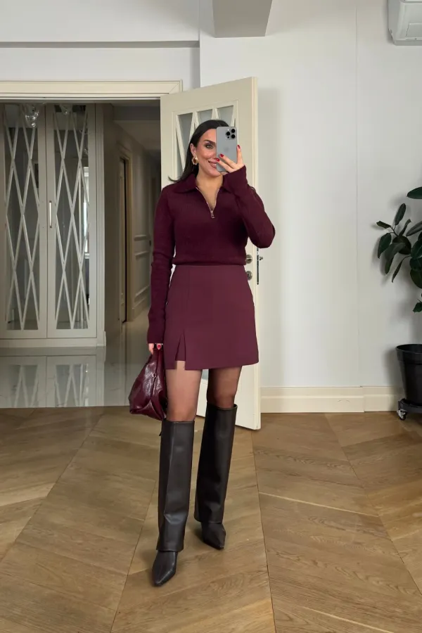 Yırtmaç Detaylı Mini Şort Etek