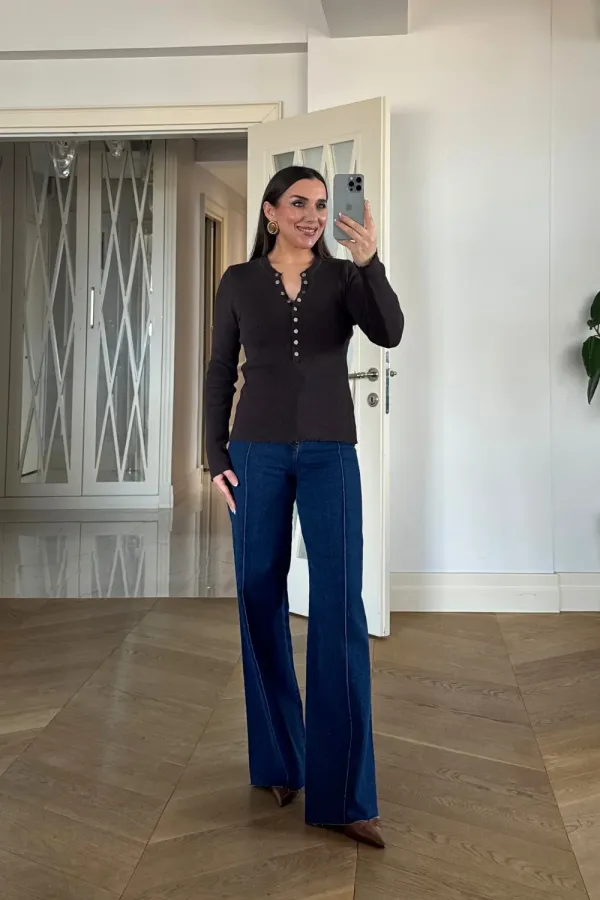 Çıtçıtlı Fitilli Triko Kazak