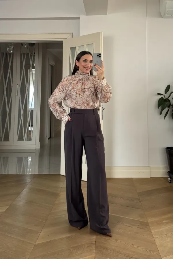 Desenli Şal Yaka Uzun Kollu Bluz