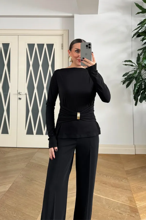 Kayık Yaka Uzun Kollu Bluz