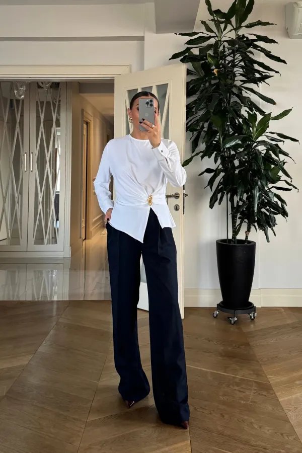 Toka Detaylı Uzun Kollu Bluz