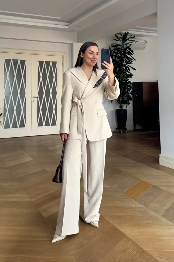 Women's Blazer Jacket and Pants Suit with Cape Detail Women's Blazer Jacket and Pants Suit with Cape Detail
