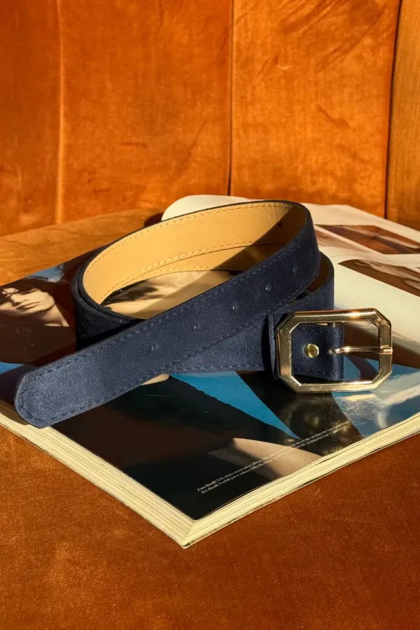 Ceinture femme en daim avec boucle dorée