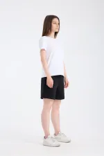 T-shirt blanc à manches courtes pour femme, coupe classique