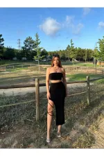 Ensemble deux pièces noir pour femme : jupe en tissu sable avec détails en dentelle