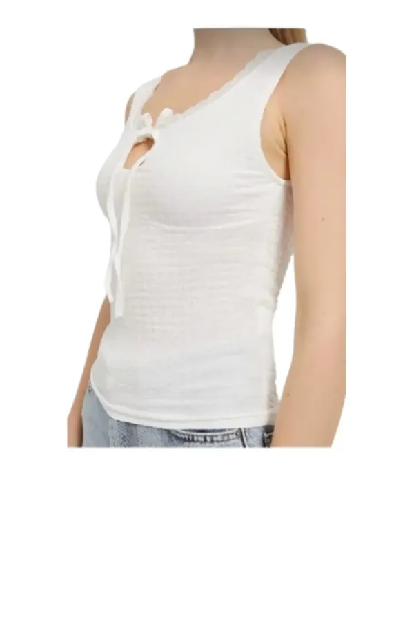 Women's Sleeveless Blouse with Lace Detail and Neckline