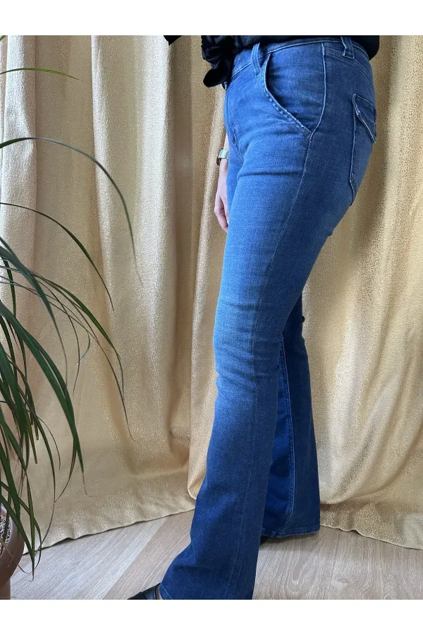 Jean bleu marine à poches évasées en lycra, jambes larges