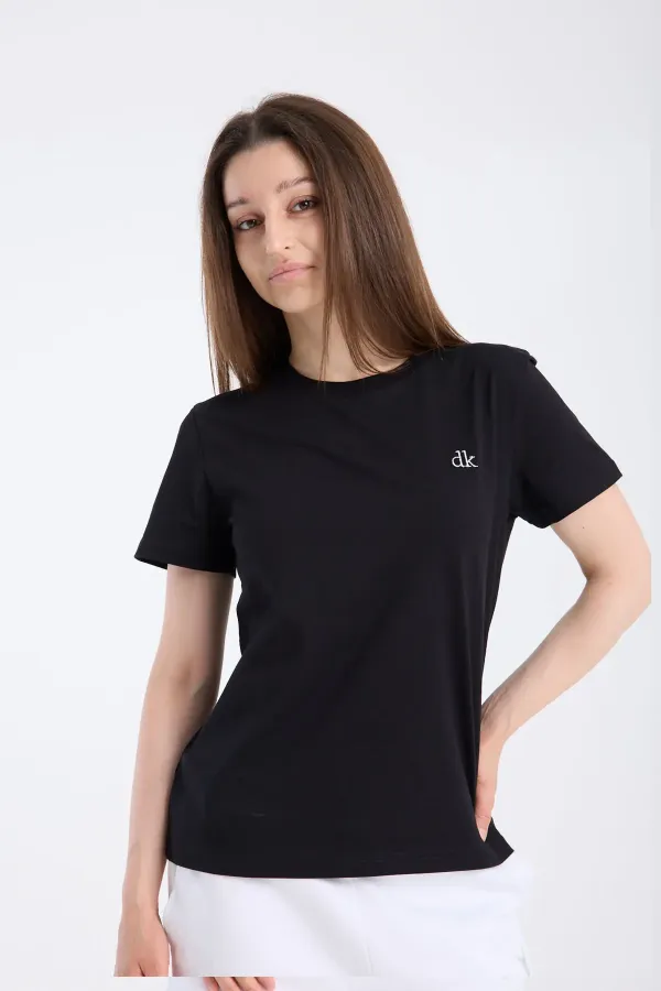 T-shirt noir à manches courtes pour femme, coupe classique
