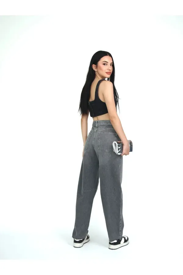 Women's Cropped Leg High Waist Balloon Jeans