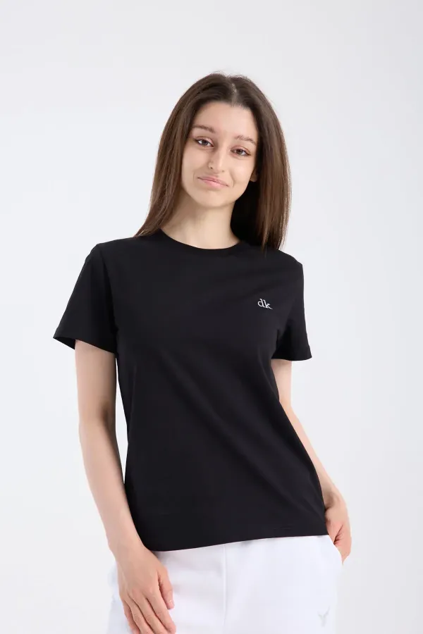 T-shirt noir à manches courtes pour femme, coupe classique