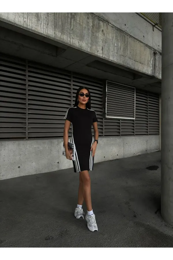 Kadın Sim Şerit Detaylı Kısa Kol Siyah Elbise