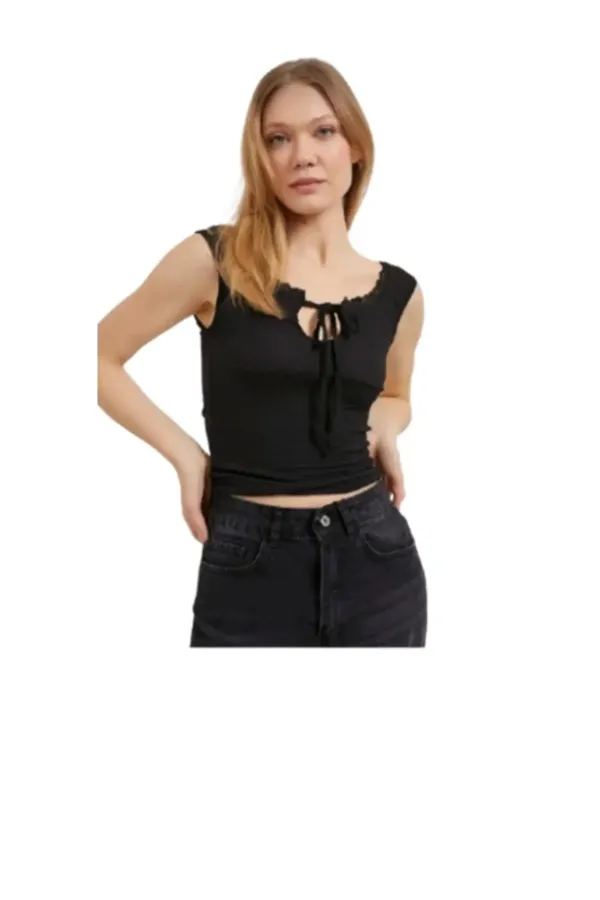 Women's Sleeveless Blouse with Lace Detail and Neckline