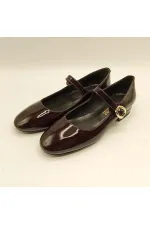 Chaussures pour femmes Marry en cuir brillant bordeaux à bout carré et petit talon