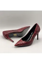 Escarpins Nadia en cuir véritable imprimé serpent bordeaux – Talon de 9 cm