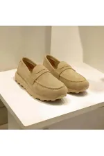 Mocassins Carle en daim beige pour femmes