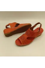 Calina Kırmızı Hakiki Deri El Yapımı Kadın Sandalet – Cesur & Rahat Stil