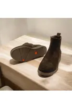 Bottes pour femmes en daim marron et noir