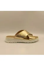 Pantoufles confortables en cuir doré Alessia pour femmes