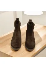 Bottes pour femmes en daim marron et noir