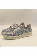 Baskets pour femmes Jenny en cuir bleu à motif étoiles