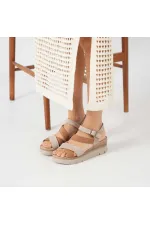 Stabil Çapraz Bantlı Bilekten Bağlamalı Gerçek Deri Süet Kadın Sandalet –  Bej/Açık Kahve