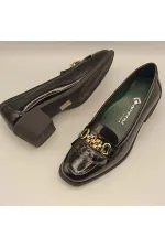 Chaussures décontractées pour femmes en cuir verni noir