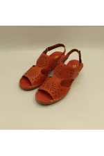 Calina Kırmızı Hakiki Deri El Yapımı Kadın Sandalet – Cesur & Rahat Stil