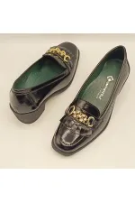 Chaussures décontractées pour femmes en cuir verni noir