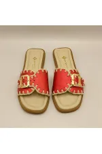 Pantoufles authentiques en cuir rouge pour femmes