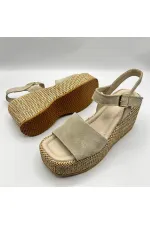 Ametist Exclusive Agatha Bej Süet Dolgu Topuk Kadın Sandalet