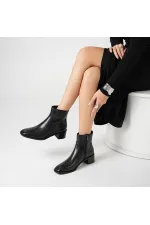 Blanca Black Leather Women's Boots – TPU Non-Slip Sole – 17 cm Boot Height – Zipper Closure – Leather Inner & Outer Material