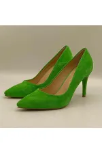 Escarpins Carleen en daim vert