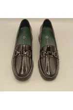 Chaussures décontractées pour femmes Pena en cuir verni froissé