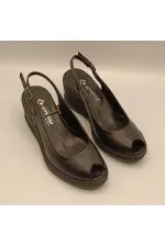 Terre Siyah Deri Dolgu Topuk Sandalet