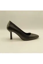 Beatriz Siyah Deri Üçgen Topuklu Kadın Ayakkabı