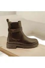 Terra Black Leather Women's Chelsea Boots