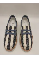 Chaussures décontractées pour femmes Malta – Rayures bleues et blanches