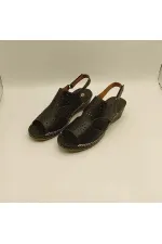 Calina Siyah Hakiki Deri El Yapımı Kadın Sandalet – Yumuşak Tabanlı
