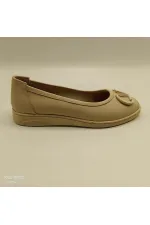 Ballerines beiges en cuir véritable, collection 2002 – avec accessoires métalliques