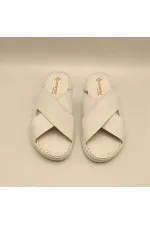Pantoufles confortables en cuir blanc Alessia pour femmes