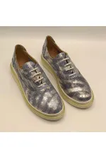 Baskets pour femmes Jenny en cuir bleu à motif étoiles