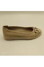 Ballerines beiges en cuir véritable 2001 – avec accessoires métalliques