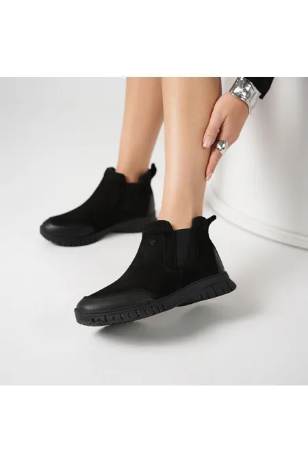 Vanda Black Nubuck Women's Chelsea Boots – Nubuck Upper, Lightweight Rubber Non-Slip Flexible Sole